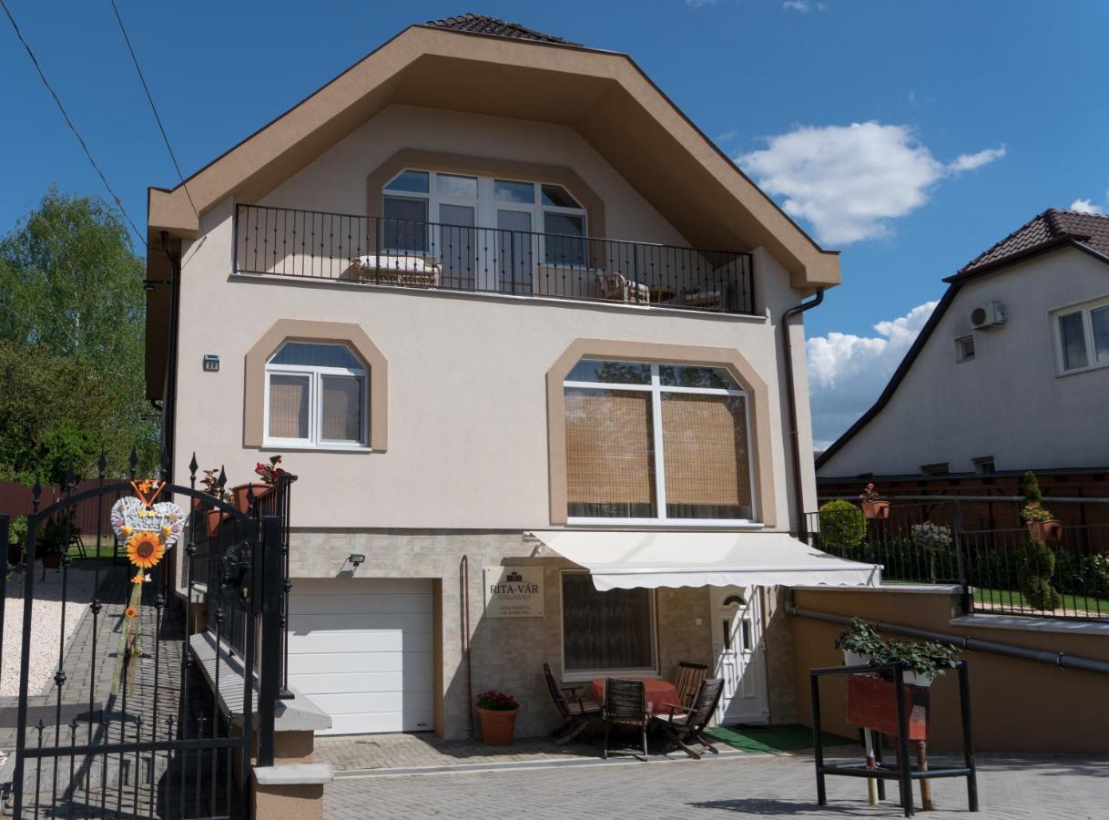 Rita-Var Szallashely Nyíregyháza Exterior foto
