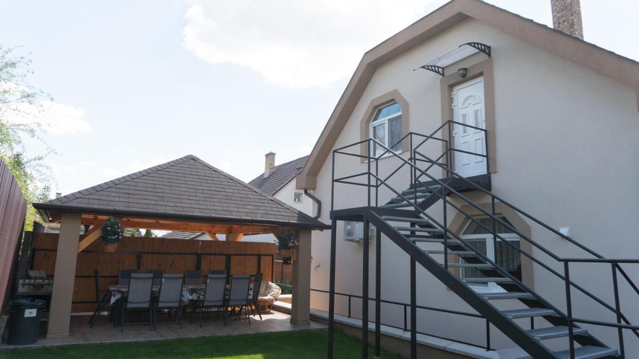Rita-Var Szallashely Nyíregyháza Exterior foto